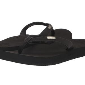 Reef Mia Sassy Flip-Flop Sandal- Black